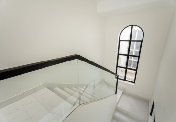 3 Bedroom Villa For Sale - Chip Mong Grand Phnom Penh, Kmounh, Sen Sok, Phnom Penh thumbnail