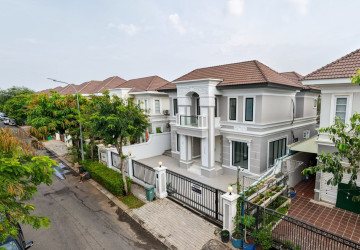 3 Bedroom Villa For Sale - Chip Mong Grand Phnom Penh, Kmounh, Sen Sok, Phnom Penh thumbnail