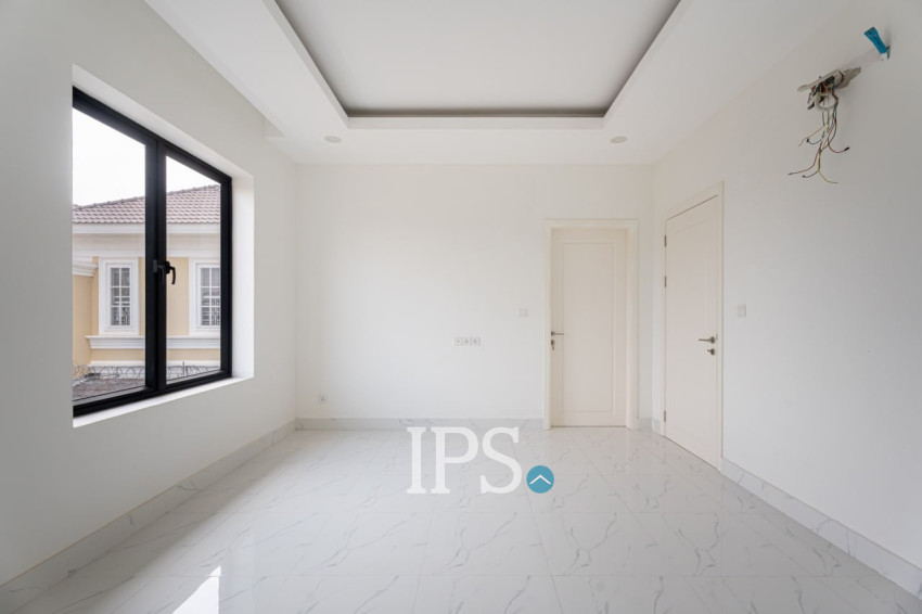 3 Bedroom Villa For Sale - Chip Mong Grand Phnom Penh, Kmounh, Sen Sok, Phnom Penh