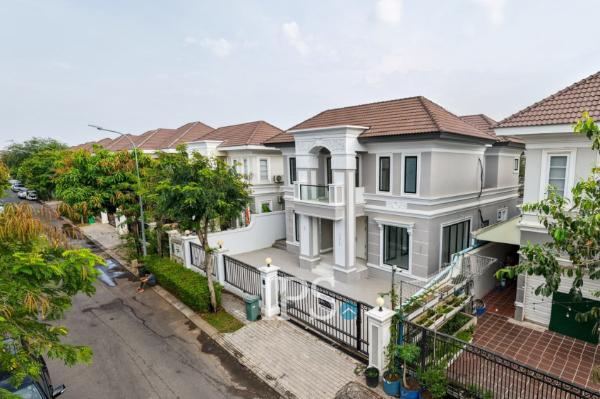 3 Bedroom Villa For Sale - Chip Mong Grand Phnom Penh, Kmounh, Sen Sok, Phnom Penh