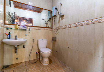 7 Bedroom Villa For Rent - Toul Svay Prey 2, Phnom Penh thumbnail