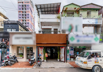 Restaurant Bar Business For Sale - Toul Tum Poung 1, Phnom Penh thumbnail