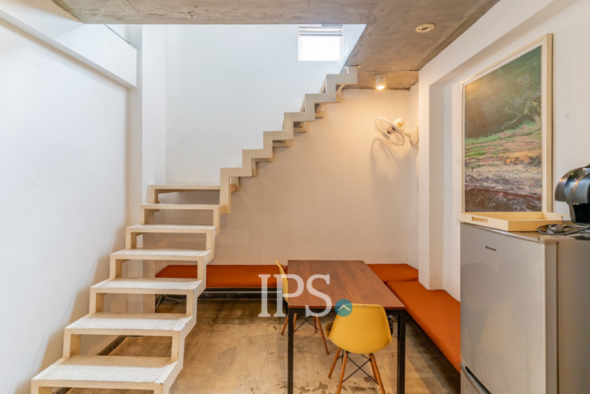 Triplex 1 Bedroom Serviced Apartment For Rent - Chey Chumneah, Phnom Penh
