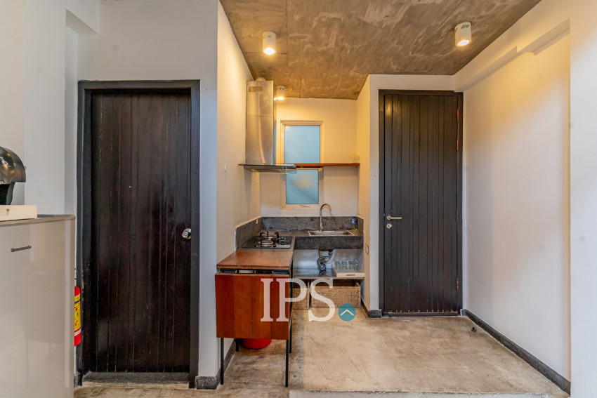 Triplex 1 Bedroom Serviced Apartment For Rent - Chey Chumneah, Phnom Penh