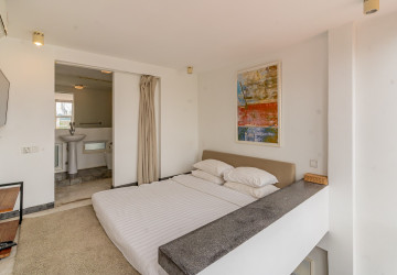 Triplex 1 Bedroom Serviced Apartment For Rent - Chey Chumneah, Phnom Penh thumbnail