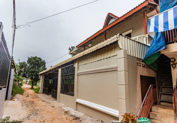 3 Bedroom House For Rent - Sala Kamreuk, Siem Reap thumbnail