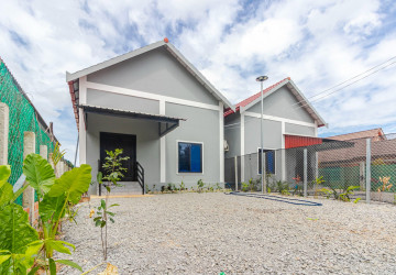 2 Bedroom House For Rent - Sala Kamruek, Siem Reap thumbnail