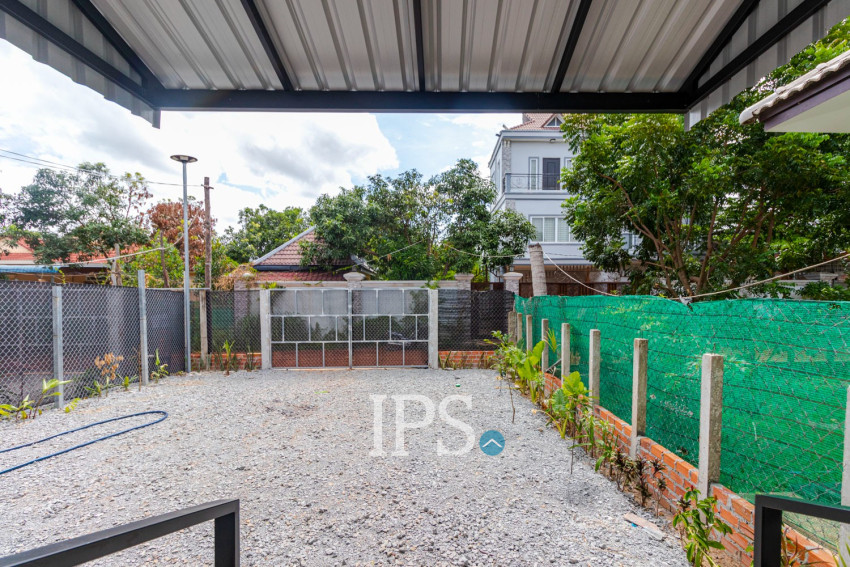 2 Bedroom House For Rent - Sala Kamruek, Siem Reap