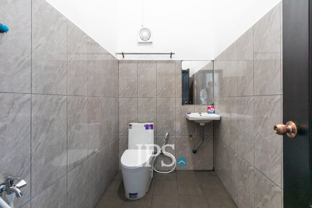 2 Bedroom House For Rent - Sala Kamruek, Siem Reap - Image 18