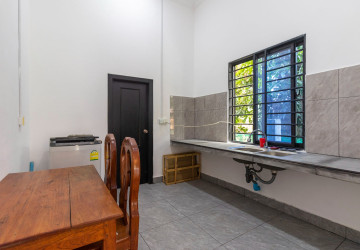 2 Bedroom House For Rent - Sala Kamruek, Siem Reap thumbnail