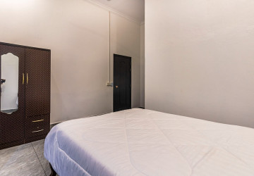 2 Bedroom House For Rent - Sala Kamruek, Siem Reap thumbnail