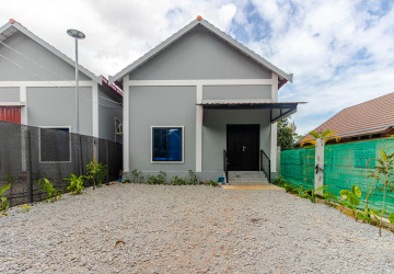 2 Bedroom House For Rent - Sala Kamruek, Siem Reap thumbnail