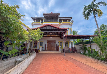 5 Bedroom House For Rent - Svay Dangkum, Siem Reap thumbnail