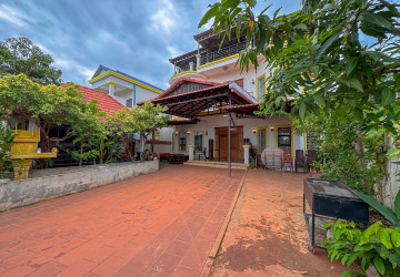 5 Bedroom House For Rent - Svay Dangkum, Siem Reap thumbnail