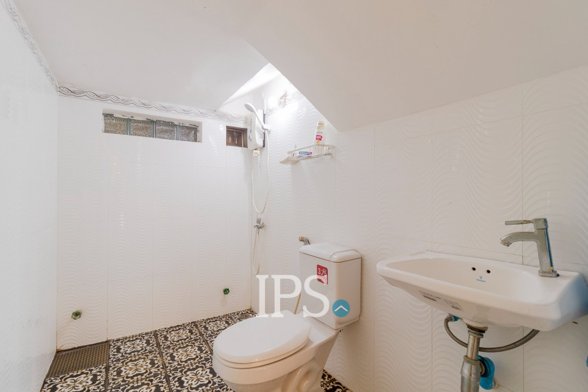 5 Bedroom House For Rent - Svay Dangkum, Siem Reap