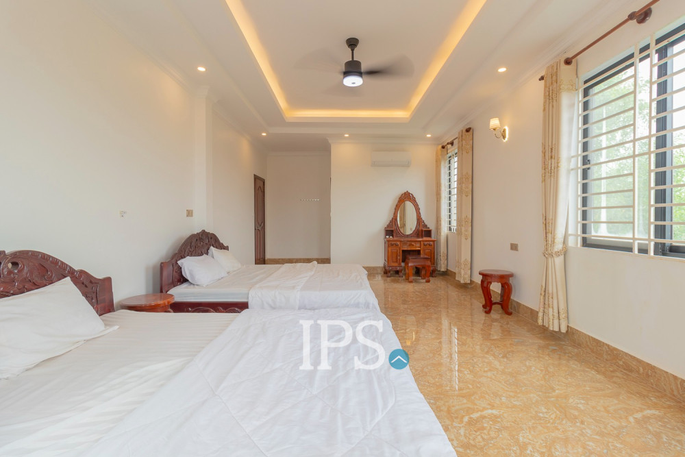 5 Bedroom House For Rent - Svay Dangkum, Siem Reap - Image 8