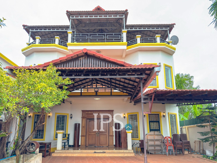 5 Bedroom House For Rent - Svay Dangkum, Siem Reap