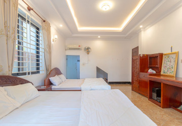5 Bedroom House For Rent - Svay Dangkum, Siem Reap thumbnail