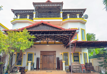 5 Bedroom House For Rent - Svay Dangkum, Siem Reap thumbnail