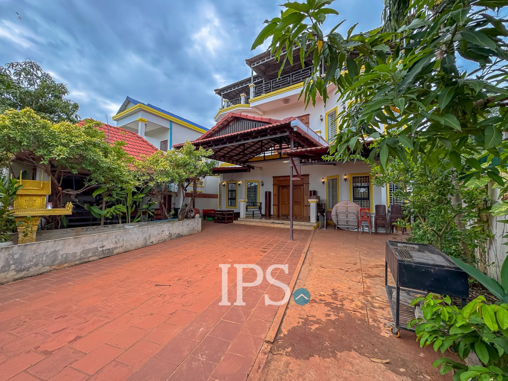 5 Bedroom House For Rent - Svay Dangkum, Siem Reap - Image 28
