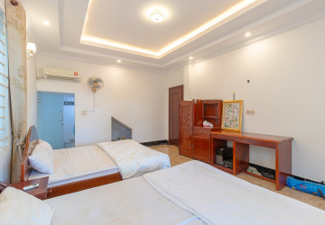 5 Bedroom House For Rent - Svay Dangkum, Siem Reap thumbnail