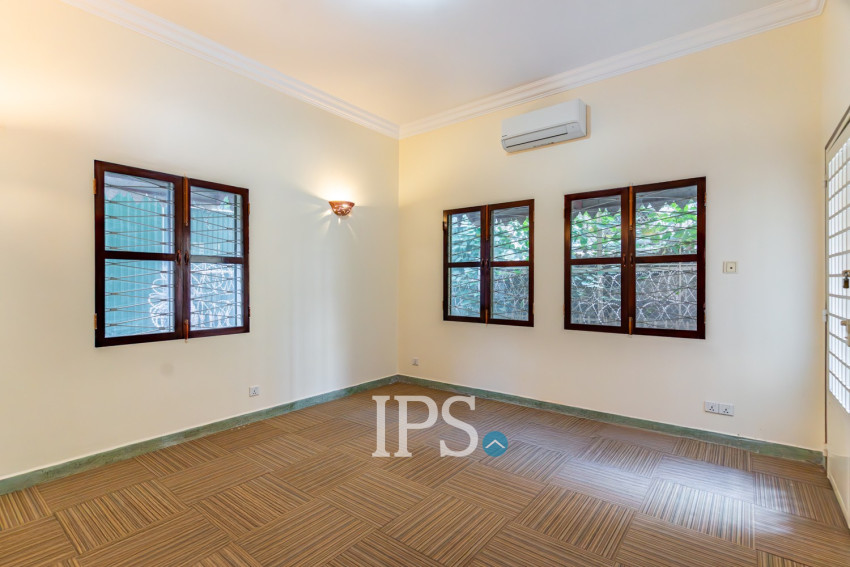 13 Bedroom Commercial Villa For Rent - 7 Makara, Phnom Penh