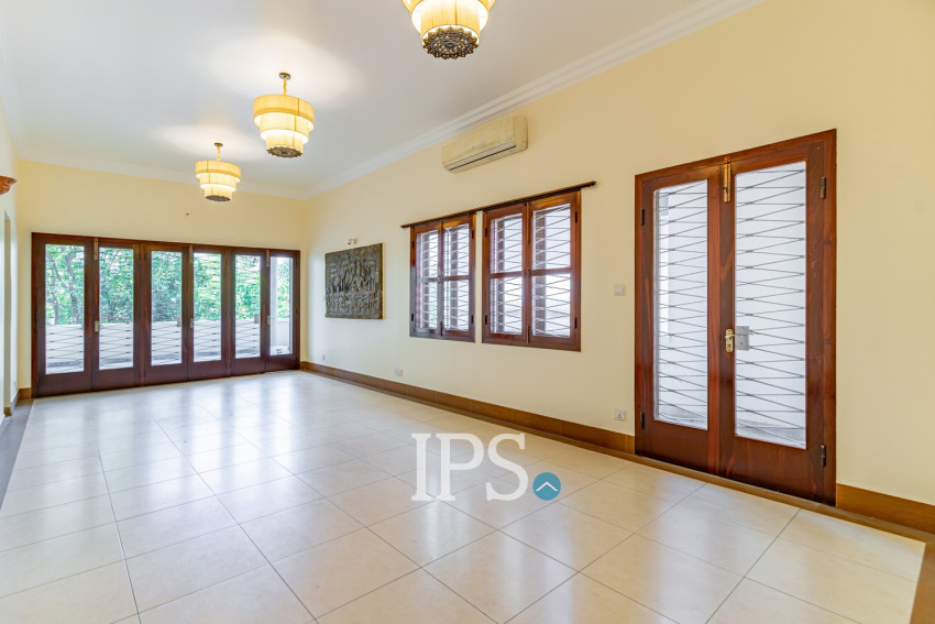 13 Bedroom Commercial Villa For Rent - 7 Makara, Phnom Penh