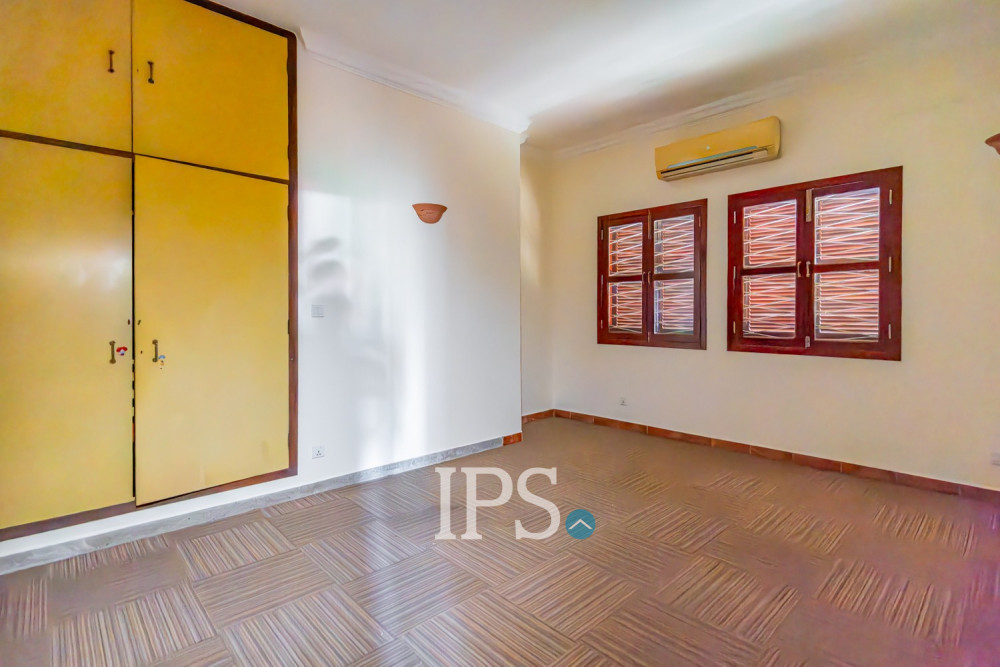 13 Bedroom Commercial Villa For Rent - Beoung Prolit, Phnom Penh - Image 20