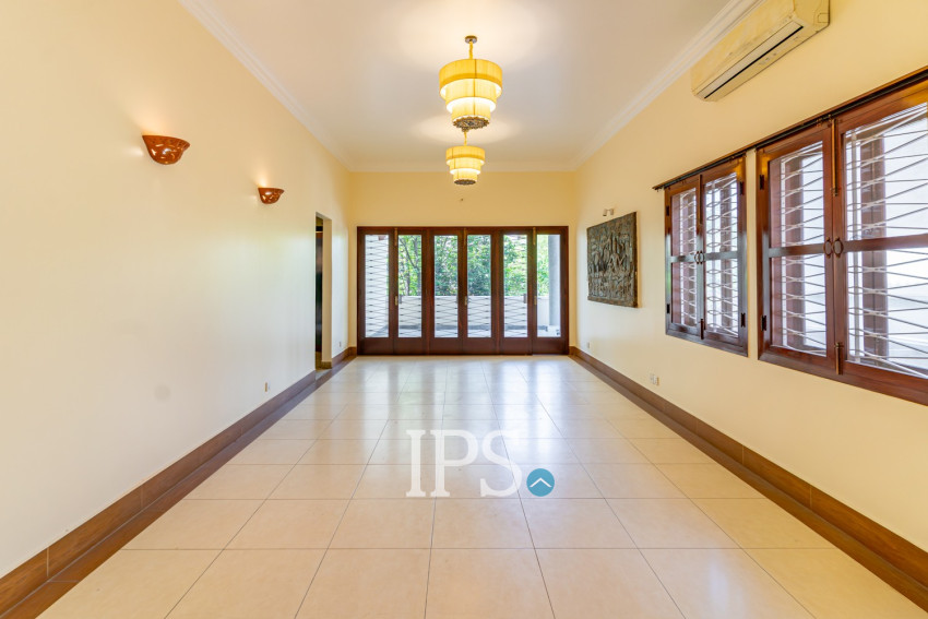 13 Bedroom Commercial Villa For Rent - 7 Makara, Phnom Penh