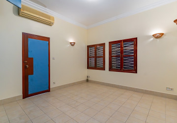 13 Bedroom Commercial Villa For Rent - 7 Makara, Phnom Penh thumbnail