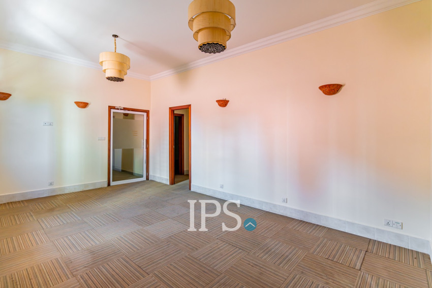 13 Bedroom Commercial Villa For Rent - 7 Makara, Phnom Penh