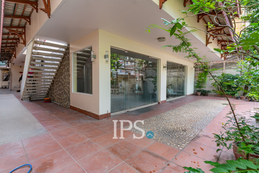 13 Bedroom Commercial Villa For Rent - 7 Makara, Phnom Penh