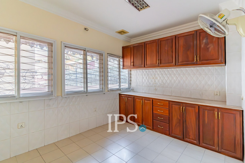 13 Bedroom Commercial Villa For Rent - 7 Makara, Phnom Penh