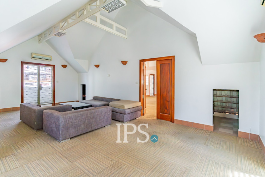 13 Bedroom Commercial Villa For Rent - 7 Makara, Phnom Penh