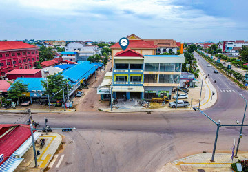 3 Bedroom Shophouse For Rent - Sala Kamreuk, Siem Reap thumbnail