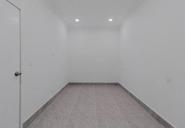 3 Bedroom Shophouse For Rent - Sala Kamreuk, Siem Reap thumbnail