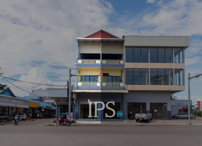 3 Bedroom Shophouse For Rent - Sala Kamreuk, Siem Reap