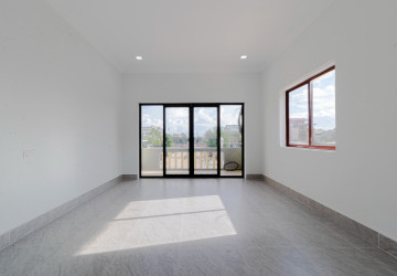 3 Bedroom Shophouse For Rent - Sala Kamreuk, Siem Reap thumbnail