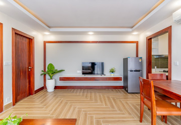 2 Bedroom Serviced Apartment For Rent - Phsar Daeum Thkov, Phnom Penh thumbnail