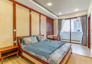 2 Bedroom Serviced Apartment For Rent - Phsar Daeum Thkov, Phnom Penh thumbnail
