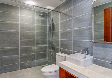 2 Bedroom Serviced Apartment For Rent - Phsar Daeum Thkov, Phnom Penh thumbnail