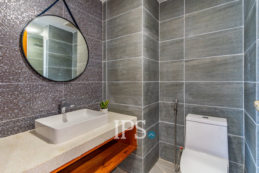 2 Bedroom Serviced Apartment For Rent - Phsar Daeum Thkov, Phnom Penh