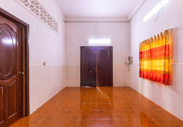 2 Bedroom House For Rent - Sala Kamruek, Siem Reap thumbnail