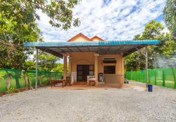 2 Bedroom House For Rent - Sala Kamruek, Siem Reap thumbnail