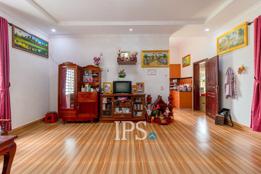 2 Bedroom House For Sale - Sala Kamreuk, Siem Reap