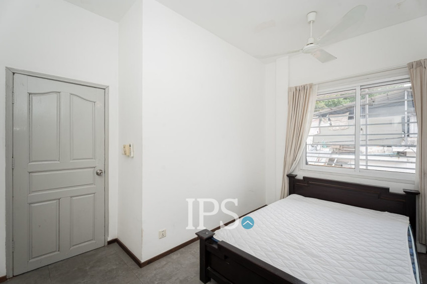 Renovated 2 Bedroom Apartment For Sale - Chakto Mukh, Phnom Penh