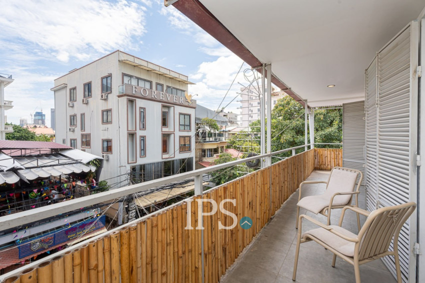 Renovated 2 Bedroom Apartment For Sale - Chakto Mukh, Phnom Penh