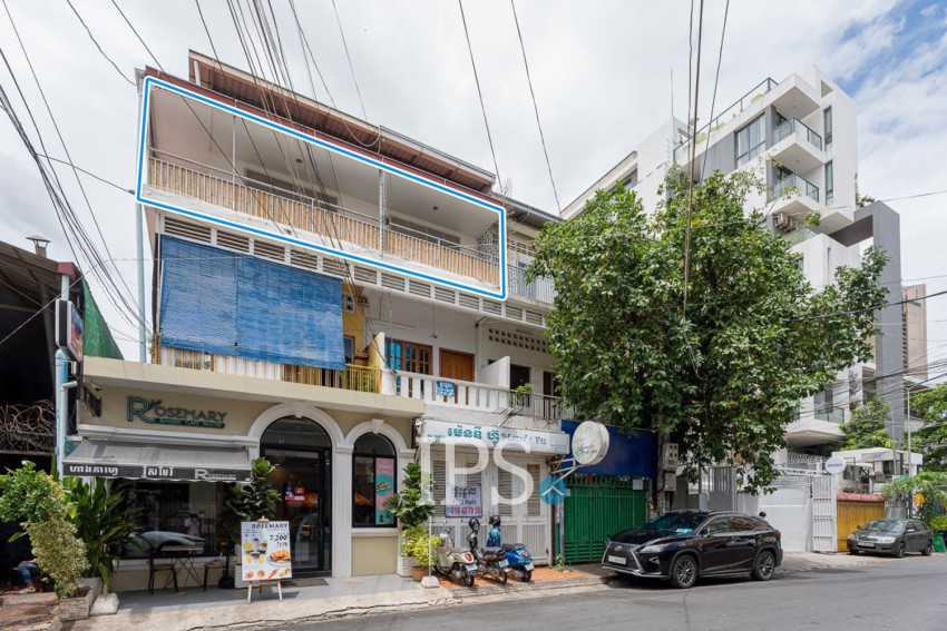 Renovated 2 Bedroom Apartment For Sale - Chakto Mukh, Phnom Penh
