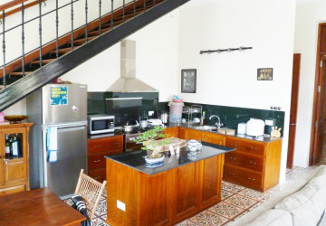 Renovated 3 Bedroom Apartment For Rent - Wat Phnom, Phnom Penh thumbnail