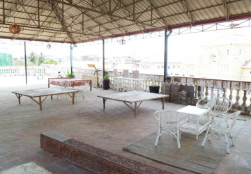 Renovated 3 Bedroom Apartment For Rent - Wat Phnom, Phnom Penh thumbnail